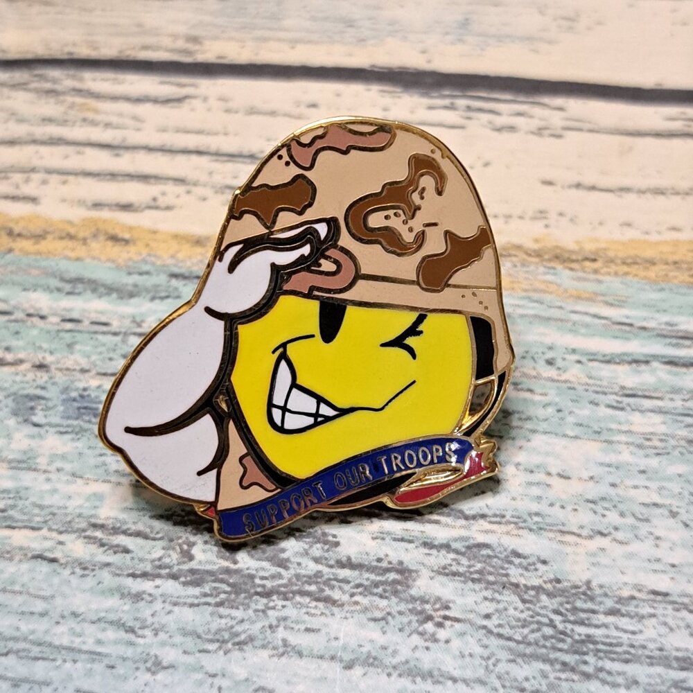 Walmart Employee Associate Pin - Smiley Military Salute Camo